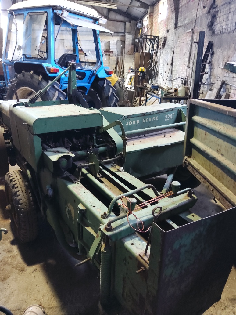 /photos/195567131820200301 JD224t Baler5.jpg